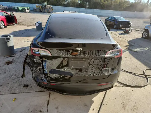 2021 TESLA MODEL Y COPART lot 82397235 auction photo 6