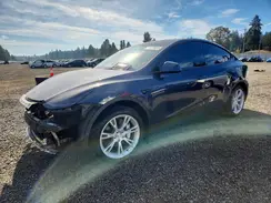 5YJYGAEE8MF274806 2021 TESLA MODEL Y