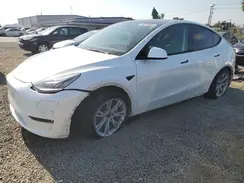5YJYGAEE8MF283845 2021 TESLA MODEL Y