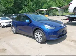 5YJYGAEE8MF300143 2021 TESLA MODEL Y