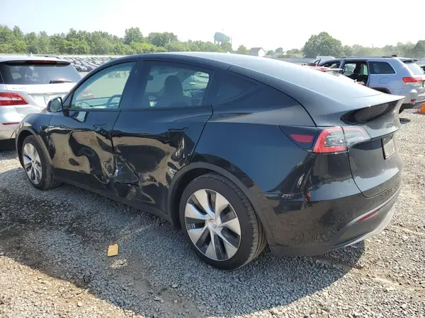 5YJYGAEE9MF116071 2021 TESLA MODEL Y - Image 2