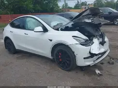 5YJYGAEE9MF117429 2021 TESLA MODEL Y