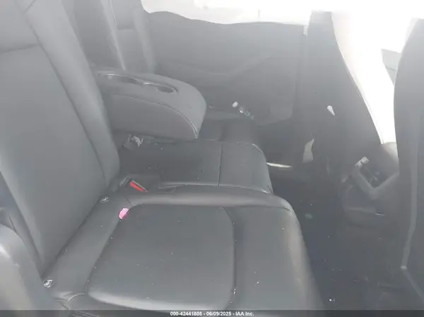5YJYGAEE9MF117429 2021 TESLA MODEL Y - Image 8