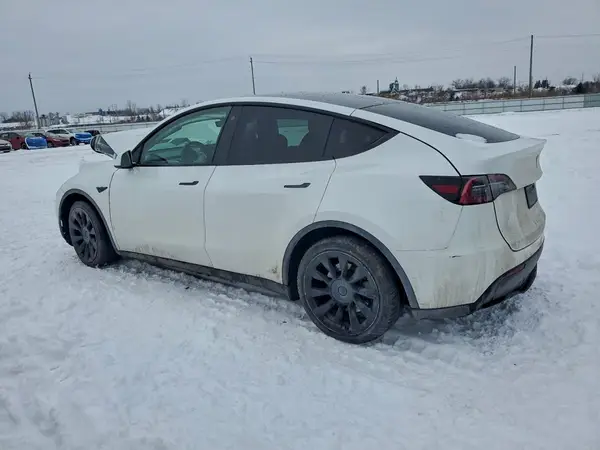 5YJYGAEE9MF183284 2021 TESLA MODEL Y - Image 2