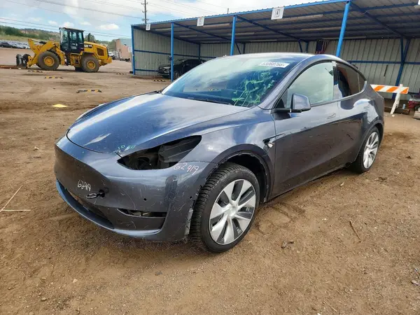 5YJYGAEE9MF192549 2021 TESLA MODEL Y - Image 1