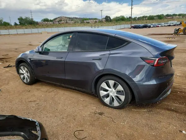 5YJYGAEE9MF192549 2021 TESLA MODEL Y - Image 2