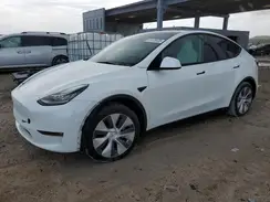 5YJYGAEE9MF202285 2021 TESLA MODEL Y