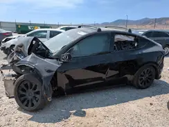 5YJYGAEE9MF207664 2021 TESLA MODEL Y