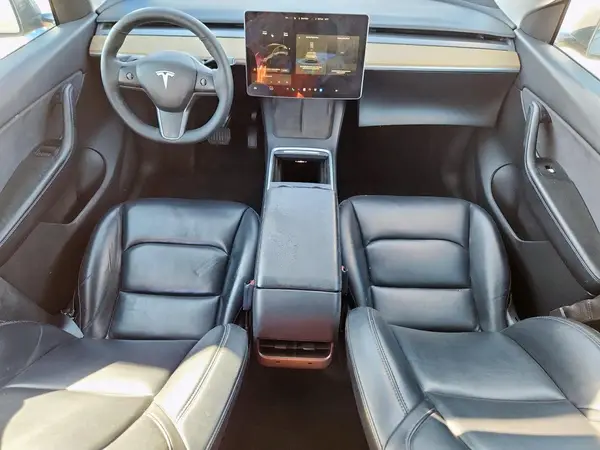5YJYGAEE9MF207809 2021 TESLA MODEL Y - Image 8