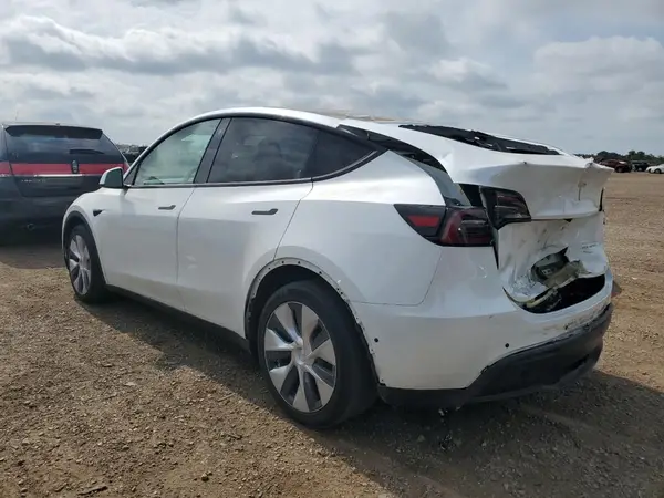 5YJYGAEE9MF228627 2021 TESLA MODEL Y - Image 2