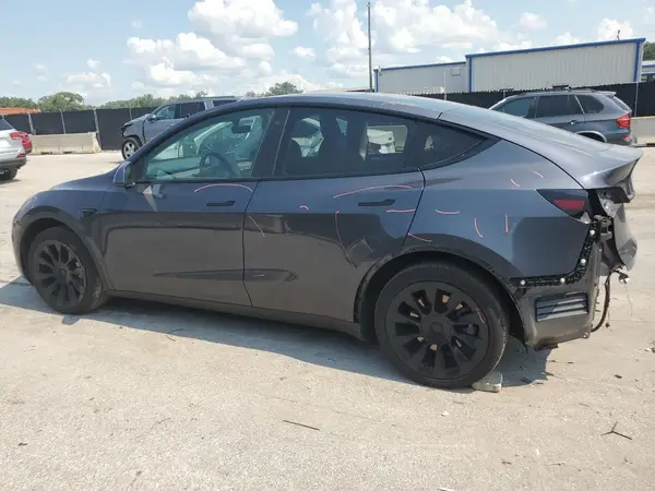5YJYGAEE9MF232063 2021 TESLA MODEL Y - Image 2