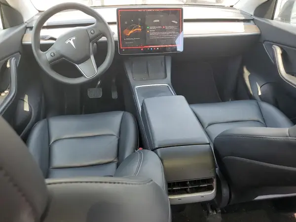 5YJYGAEE9MF232063 2021 TESLA MODEL Y - Image 8