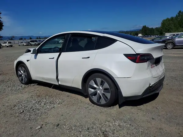 5YJYGAEE9MF237781 2021 TESLA MODEL Y - Image 2