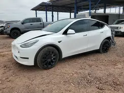 5YJYGAEE9MF260882 2021 TESLA MODEL Y