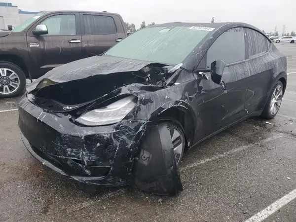 5YJYGAEE9MF276497 2021 TESLA MODEL Y - Image 1