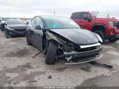 5YJYGAEE9MF303374 2021 TESLA MODEL Y