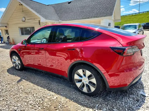 5YJYGAEEXMF144882 2021 TESLA MODEL Y - Image 2