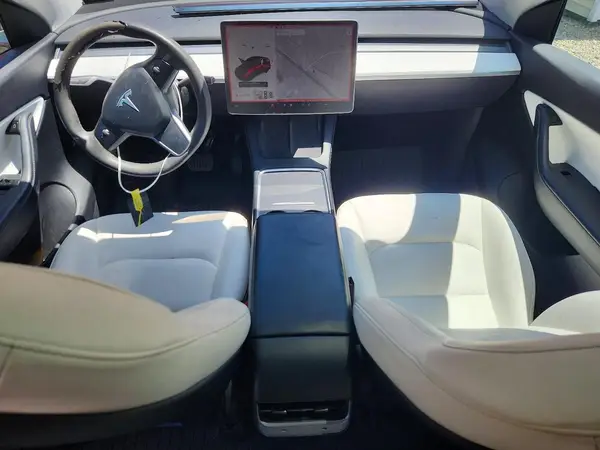 5YJYGAEEXMF144882 2021 TESLA MODEL Y - Image 8