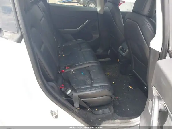 5YJYGAEEXMF149158 2021 TESLA MODEL Y - Image 8