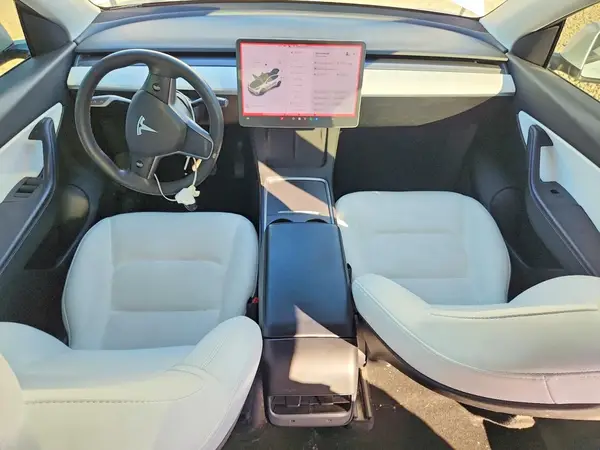 5YJYGAEEXMF157566 2021 TESLA MODEL Y - Image 8