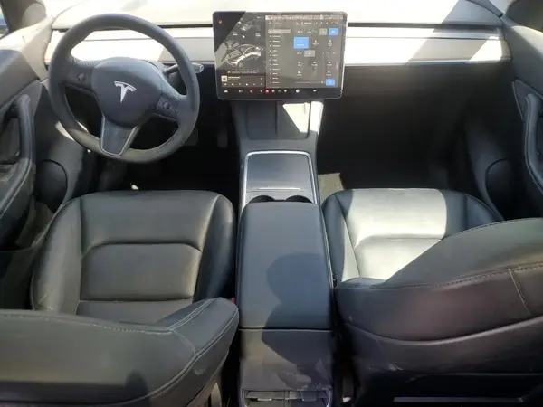 5YJYGAEEXMF184640 2021 TESLA MODEL Y - Image 8