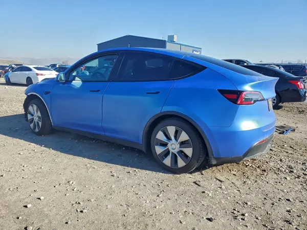 5YJYGAEEXMF185318 2021 TESLA MODEL Y - Image 2