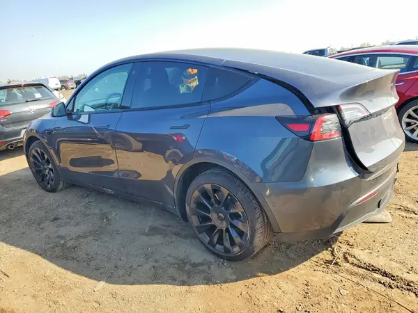 5YJYGAEEXMF188395 2021 TESLA MODEL Y - Image 2