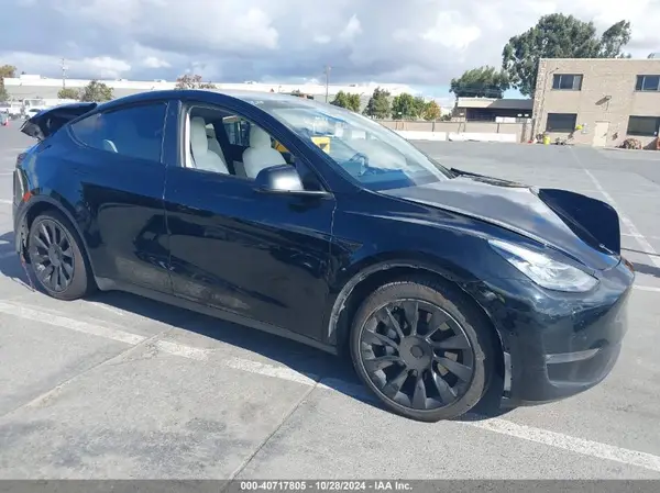 5YJYGAEEXMF244190 2021 TESLA MODEL Y - Image 1