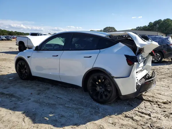 5YJYGAEEXMF255268 2021 TESLA MODEL Y - Image 2