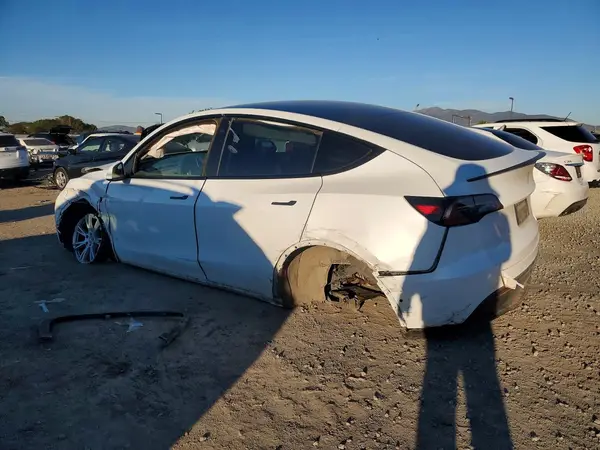 5YJYGAEEXMF275293 2021 TESLA MODEL Y - Image 2