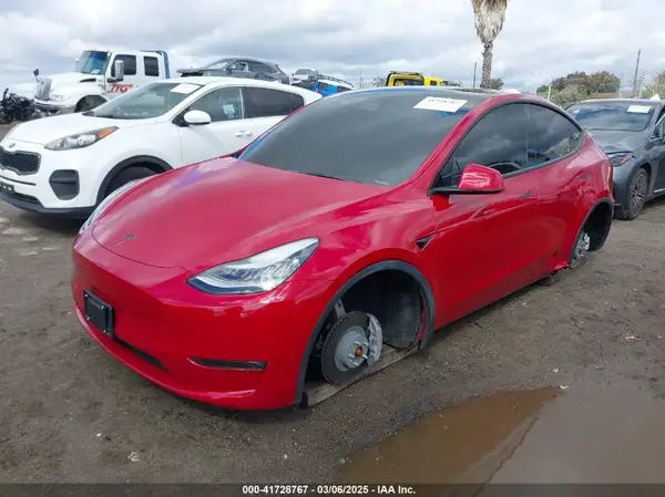 5YJYGAEEXMF282633 2021 TESLA MODEL Y - Image 2