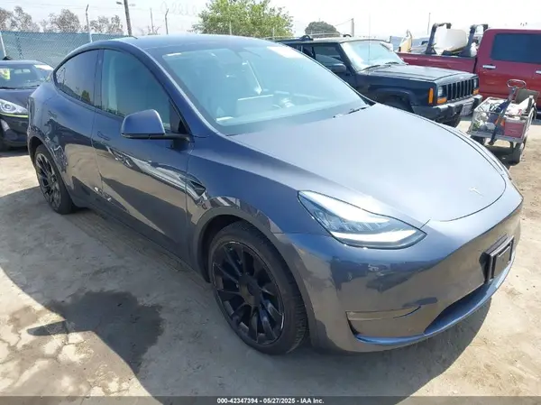 5YJYGAEEXMF299450 2021 TESLA MODEL Y - Image 1