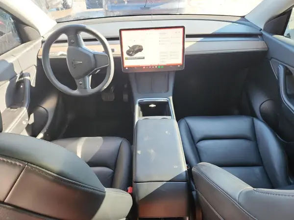 5YJYGAEEXMF306672 2021 TESLA MODEL Y - Image 8