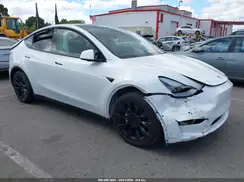 5YJYGDED0MF105923 2021 TESLA MODEL Y