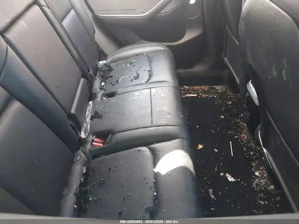 5YJYGDED0MF163305 2021 TESLA MODEL Y - Image 8