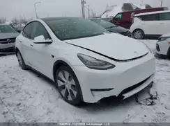 5YJYGDED1MF111035 2021 TESLA MODEL Y