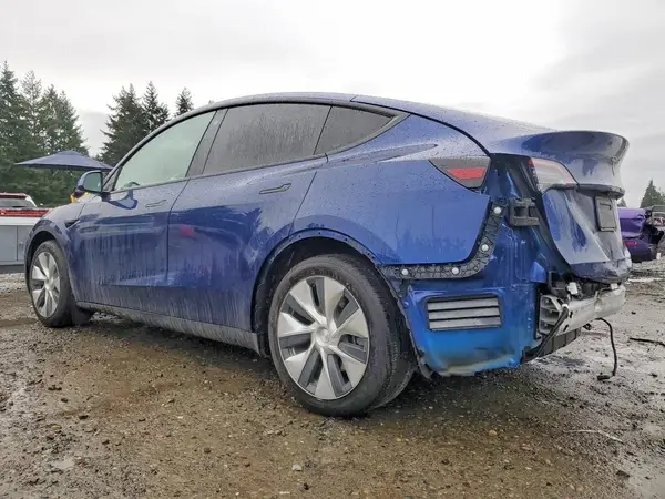 5YJYGDED1MF114694 2021 TESLA MODEL Y - Image 2