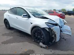 5YJYGDED1MF116252 2021 TESLA MODEL Y