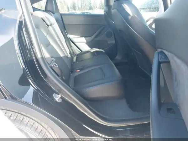 5YJYGDED1MF132791 2021 TESLA MODEL Y - Image 8