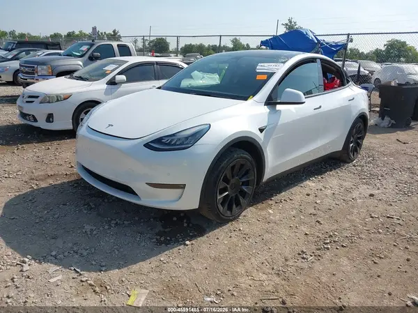 5YJYGDED2MF105910 2021 TESLA MODEL Y - Image 2