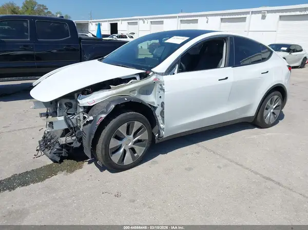 5YJYGDED2MF107415 2021 TESLA MODEL Y - Image 2