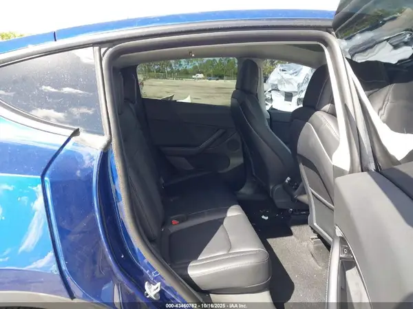 5YJYGDED2MF114610 2021 TESLA MODEL Y - Image 8