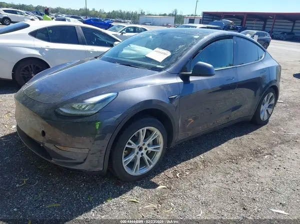 5YJYGDED2MF116454 2021 TESLA MODEL Y - Image 2