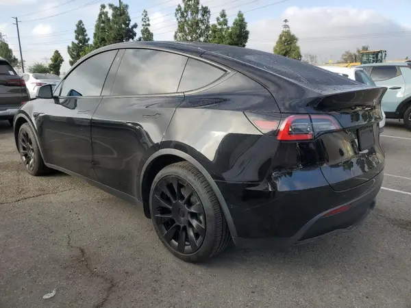 5YJYGDED2MF134355 2021 TESLA MODEL Y - Image 2