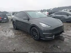 5YJYGDED2MF174984 2021 TESLA MODEL Y