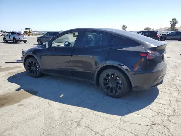 5YJYGDED2MF181370 2021 TESLA MODEL Y - Image 2