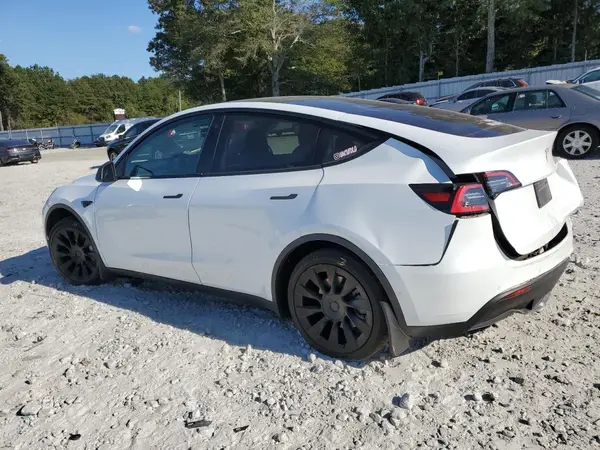 5YJYGDED3MF105916 2021 TESLA MODEL Y - Image 2