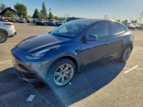 5YJYGDED3MF113952 2021 TESLA MODEL Y - Image 1
