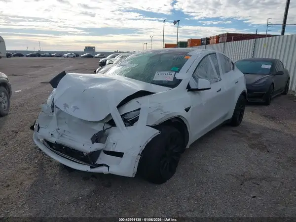 5YJYGDED3MF124692 2021 TESLA MODEL Y - Image 2