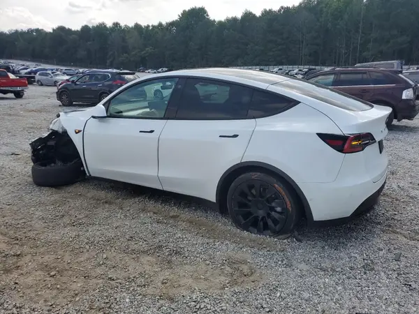 5YJYGDED4MF103110 2021 TESLA MODEL Y - Image 2